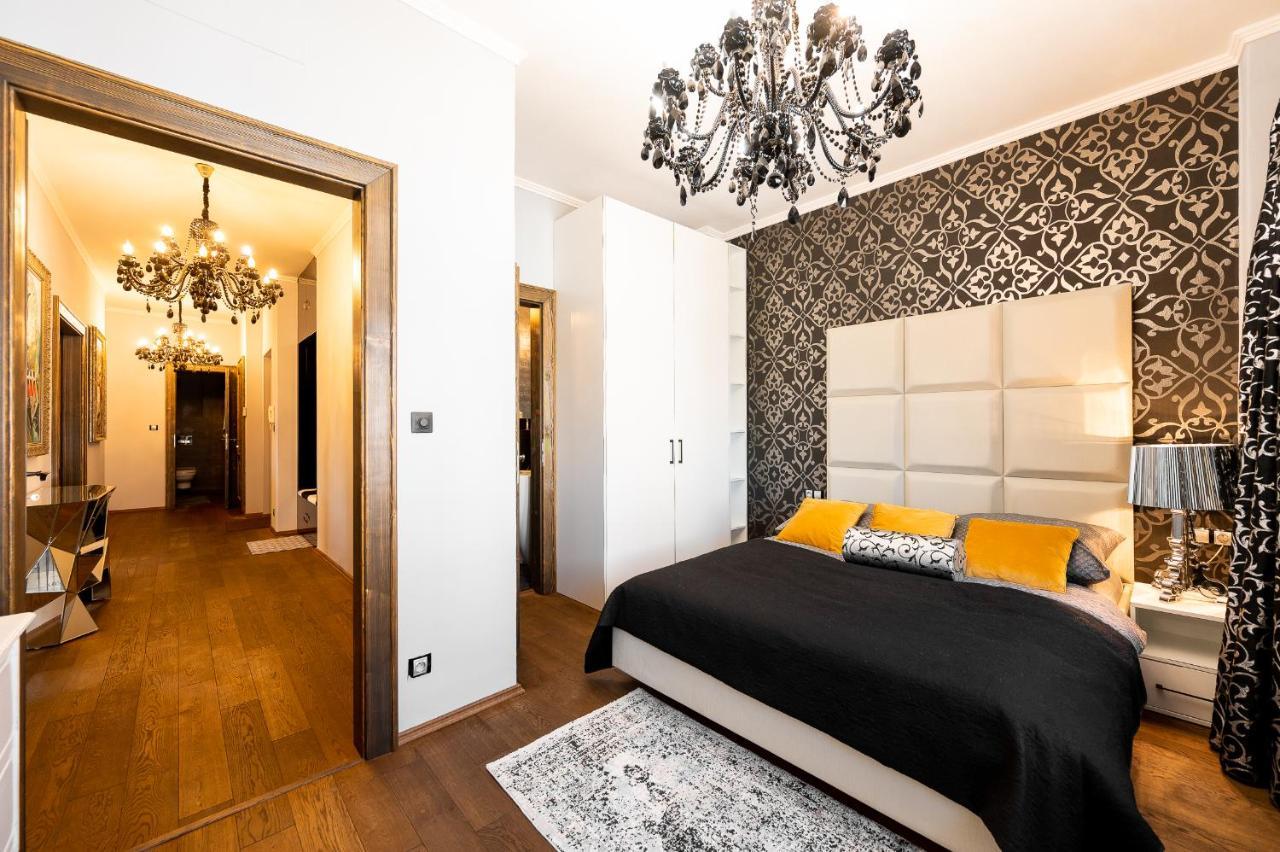 Premium Apt Kosice Center 3 Room 150M2 Hlavna Ulica المظهر الخارجي الصورة