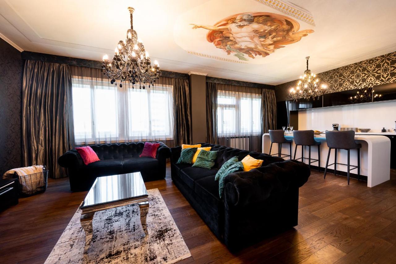 Premium Apt Kosice Center 3 Room 150M2 Hlavna Ulica المظهر الخارجي الصورة