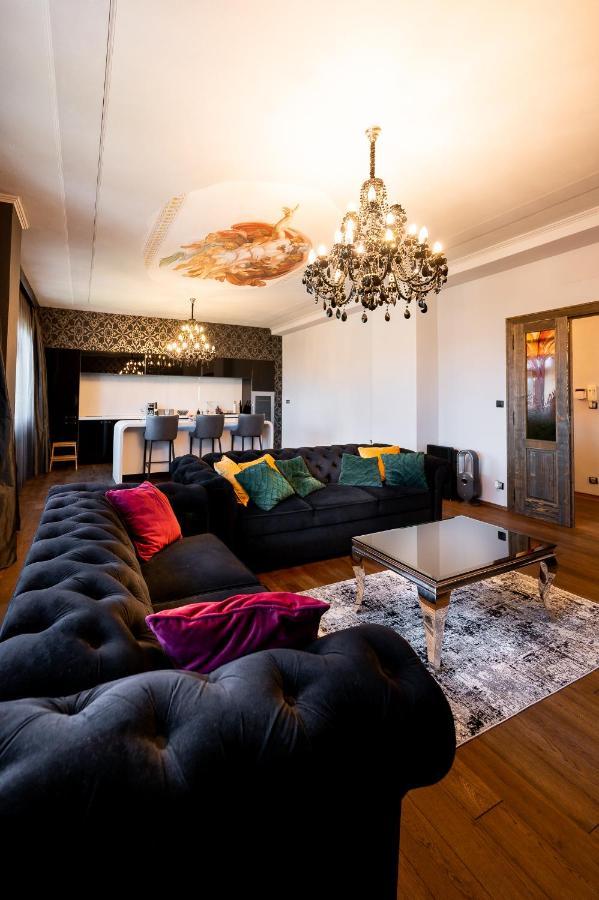 Premium Apt Kosice Center 3 Room 150M2 Hlavna Ulica المظهر الخارجي الصورة